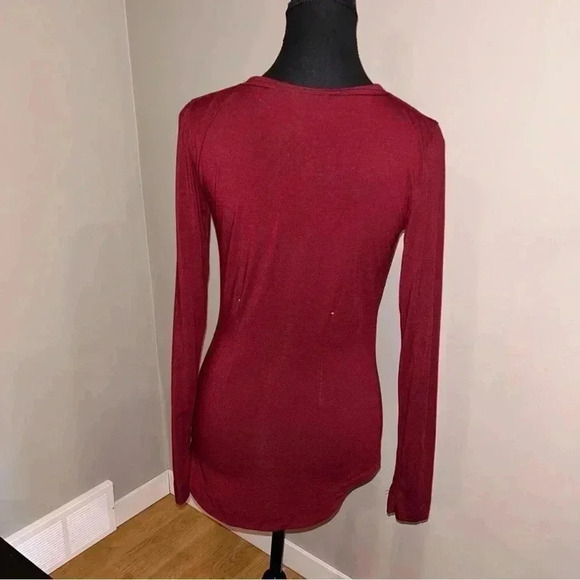 Kit & Ace  Long Sleeve - Picture 3 of 3